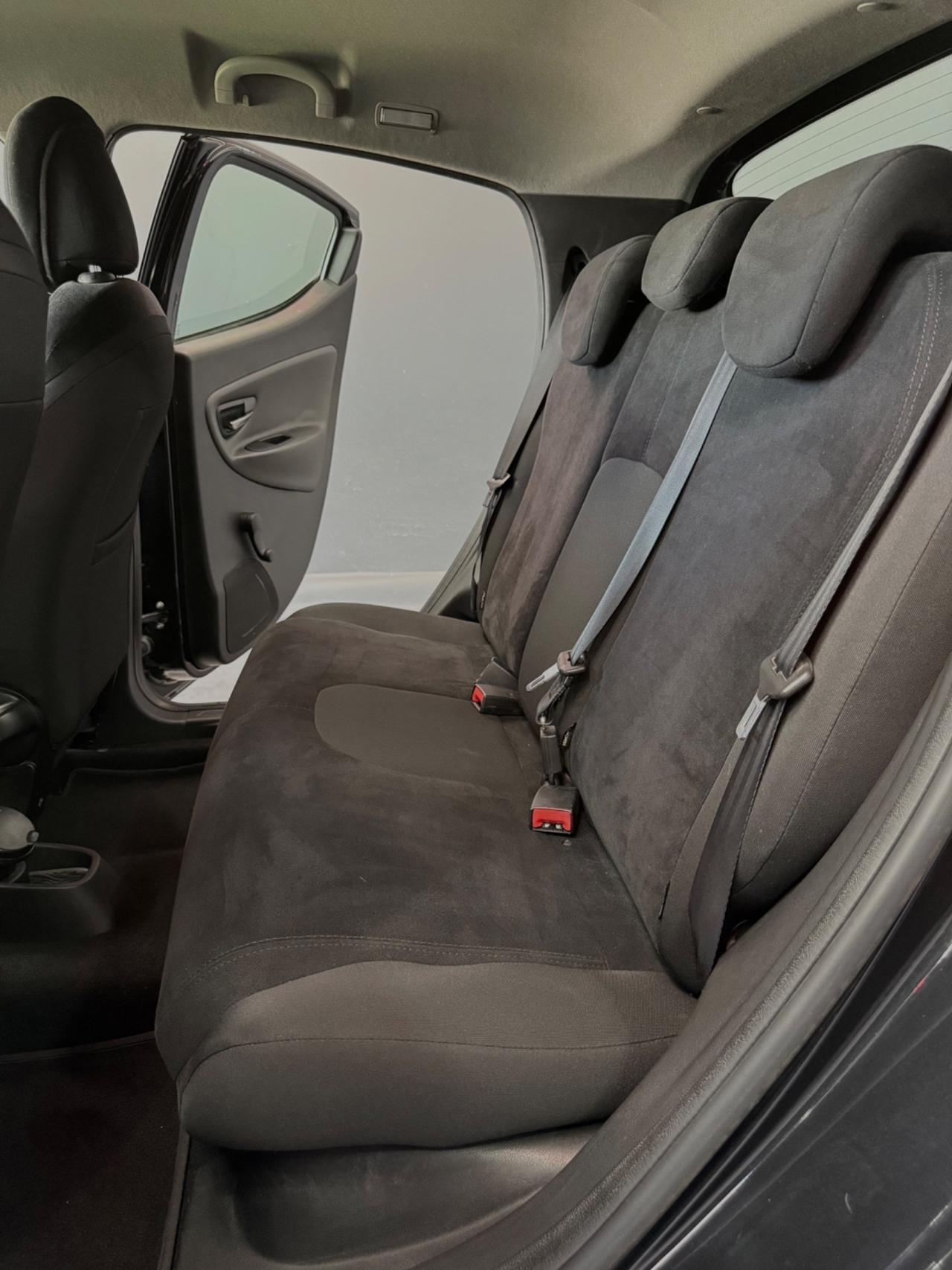 Lancia Ypsilon 1.2 Benzina Platinum 2014