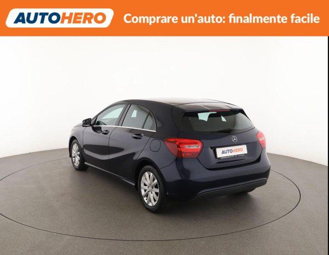 MERCEDES-BENZ A 180 d Business