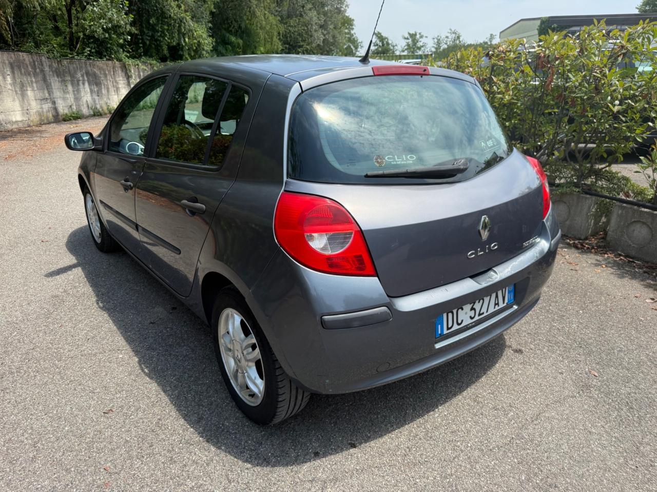 Renault Clio 1.4 16V 5 porte Dynamique