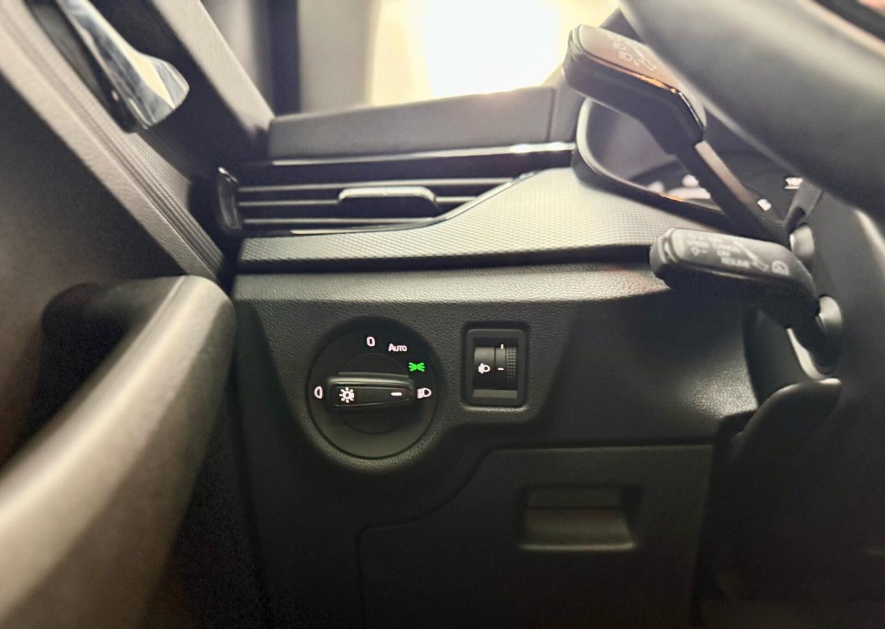Skoda Kamiq 1.0 TSI soli 30.000 KM