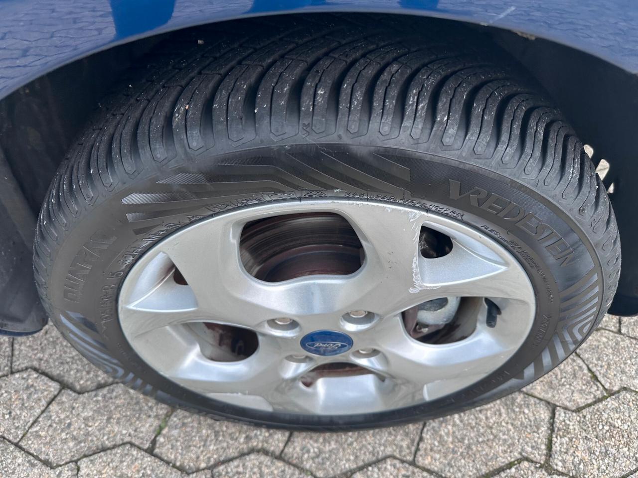 Ford Fiesta Ikon 1.2 60CV 5 porte