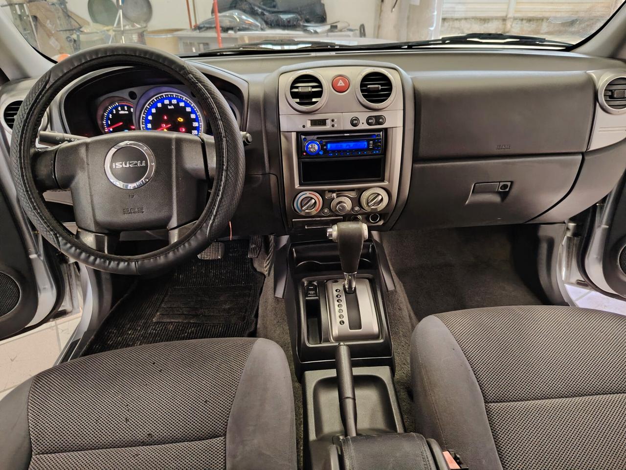 Isuzu D-Max 3.0 TD cat Space Cab 4WD Pick-up L EU4