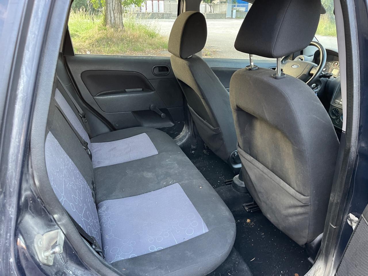 Ford Fiesta 1.4 TDCi 5p. PER COMERCIANTI