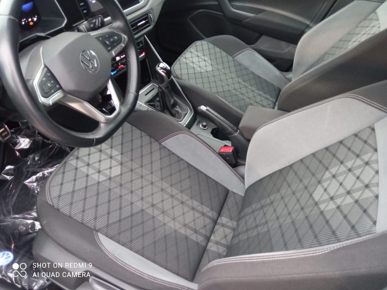 Volkswagen Polo 1.0 TSI R-Line 95CV 2023