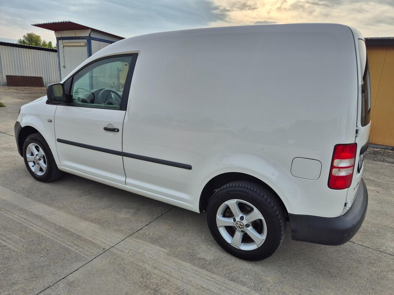 Volkswagen Caddy 1.6 TDI 102 CV 4p. Van