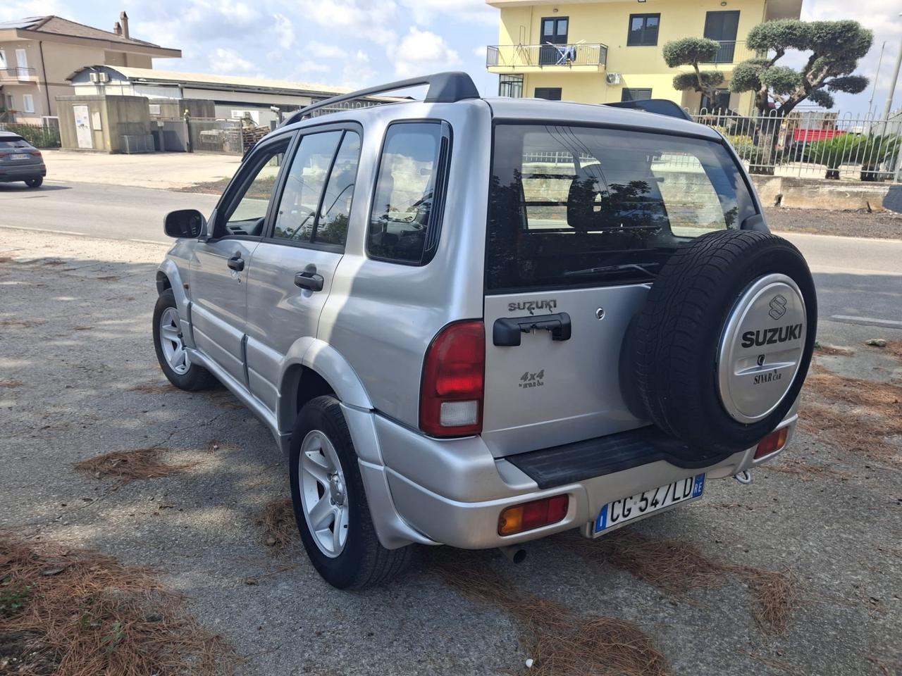 Suzuki Grand Vitara 2.0 TD 4x4 – 5 porte