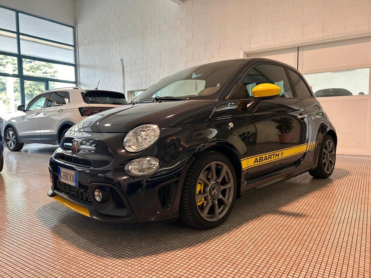 Abarth 595 1.4 Turbo T-Jet 165 CV