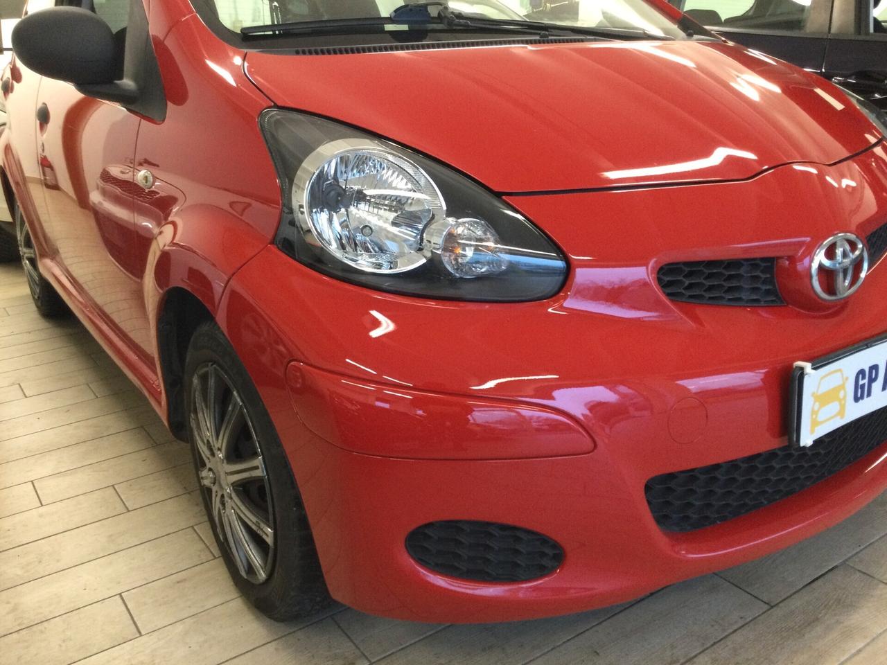 Toyota Aygo 1.0 12V VVT-i 5 porte Now