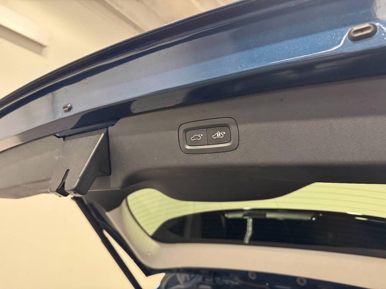 Lynk & Co LYNK & CO 01 PHEV AUTO