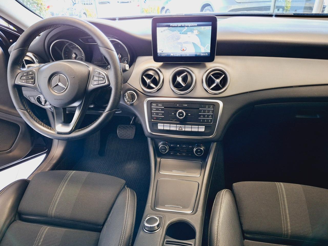 Mercedes-benz GLA 200 GLA 200 d Automatic Sport