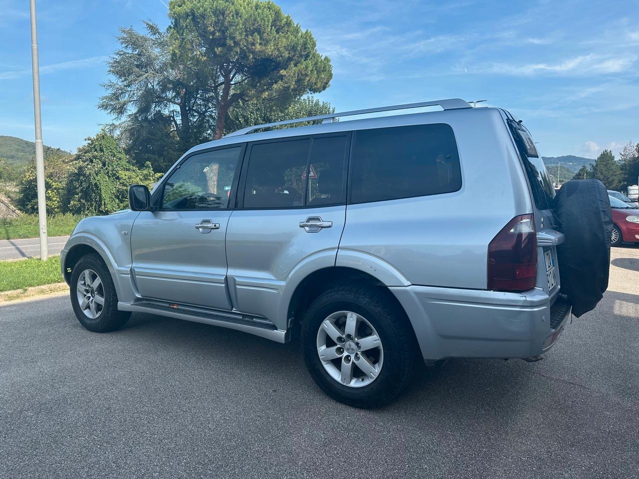 Mitsubishi Pajero 3.2 16V DI-D 5p. aut. Intense