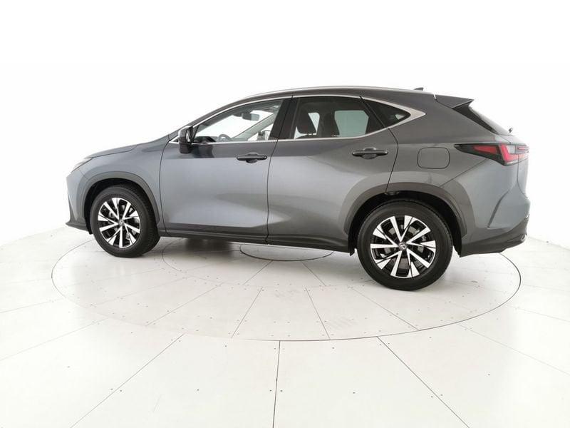 Lexus NX 350h 2.5 Premium 4wd e-cvt