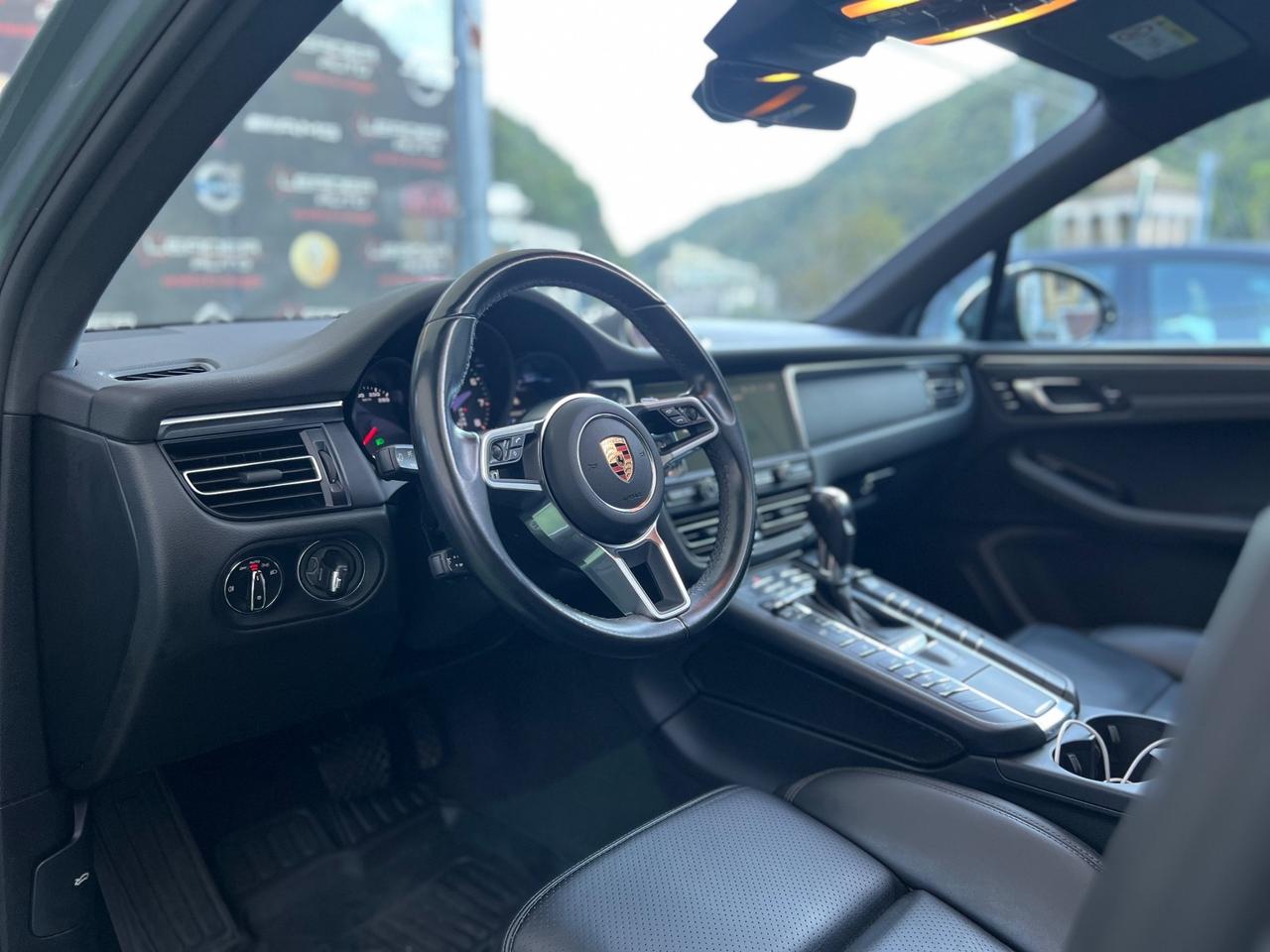 Porsche Macan 2.0 UNICO PROPRIETARIO TETTO APRIBILE