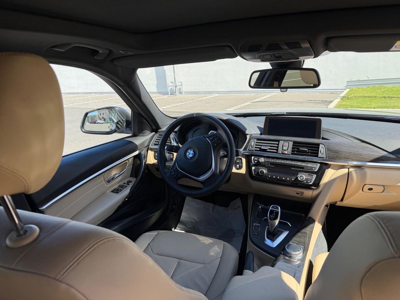 Bmw 320 d Luxury Line #10868