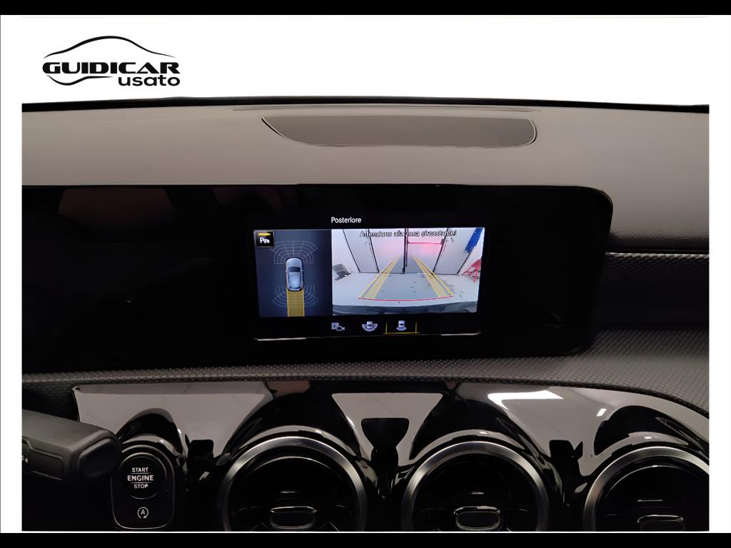 Mercedes-Benz Classe A - W177 2018 - A 180 d Sport auto