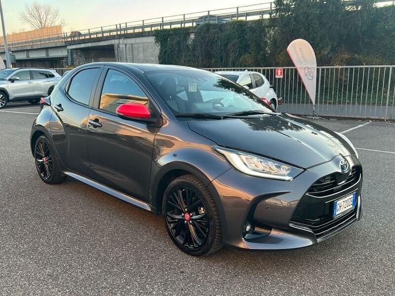 Toyota Yaris Hybrid Energy MY21