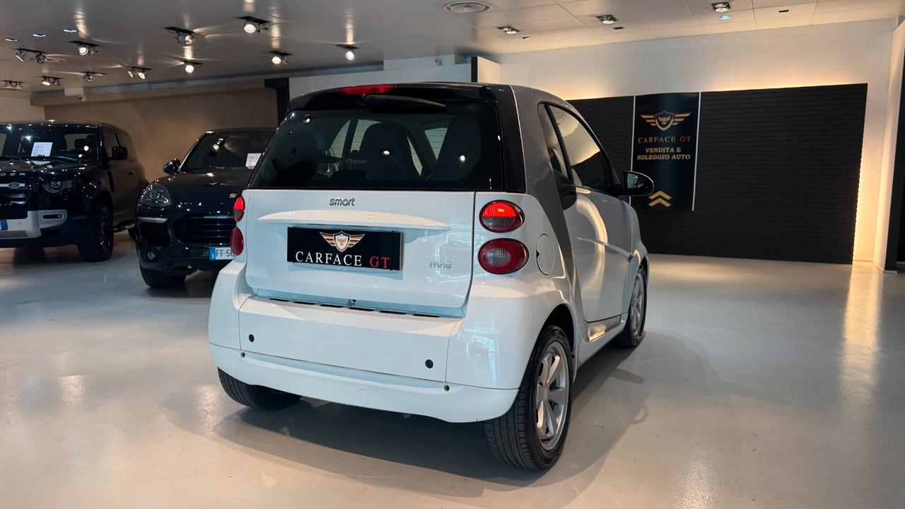 SMART FORTWO 1.0 BENZINA 71CV - 2011