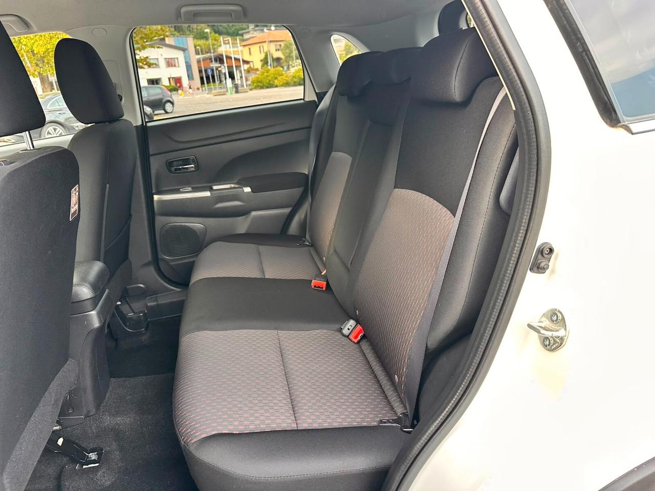Mitsubishi ASX 2.2 DI-D 150 CV aut. 4WD Intense Navi