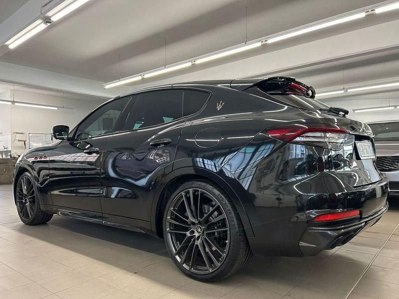 Maserati Levante V8 580 CV AWD Trofeo