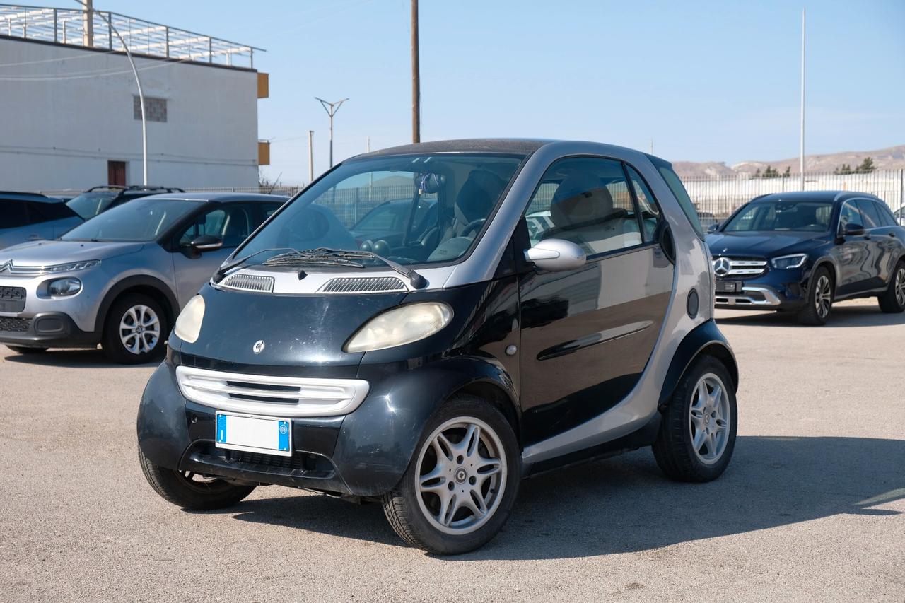 Smart ForTwo 700 coupé pure (45 kW)