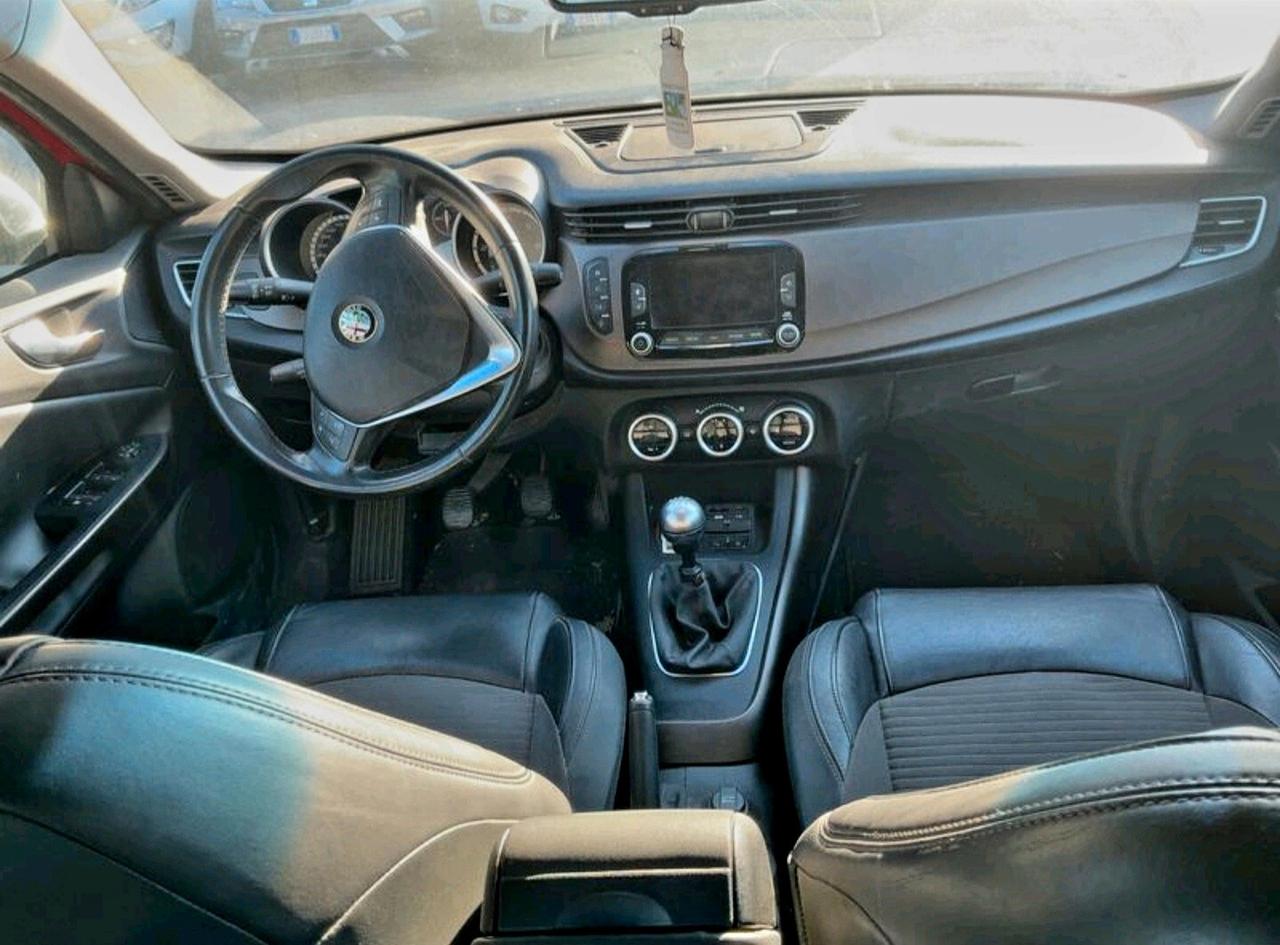 Alfa Romeo Giulietta 1.6 JTDm-2 120 CV Exclusive