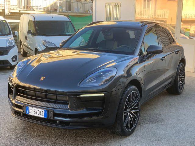 PORSCHE Macan 2.0