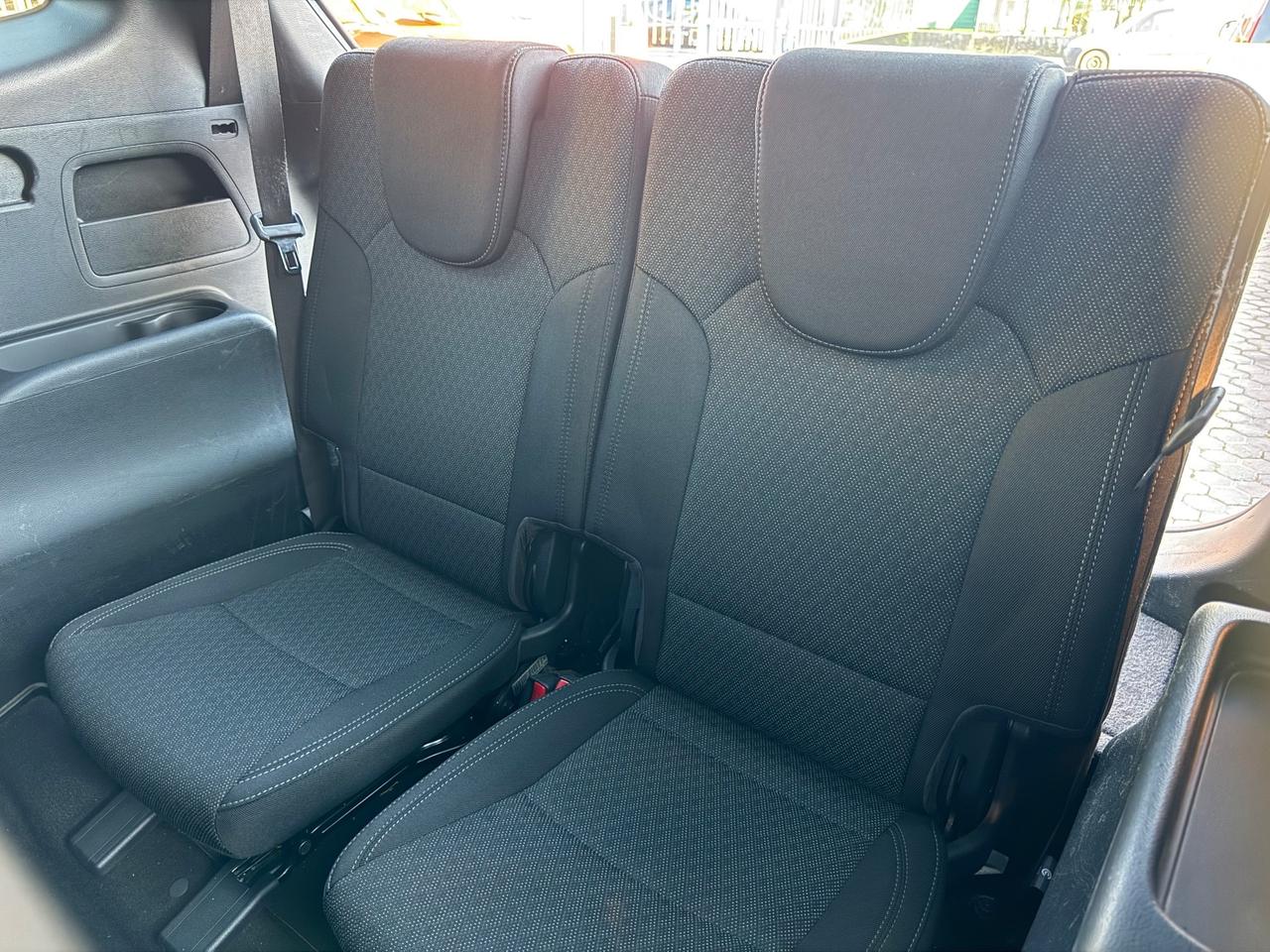 Kia Carens 1.7 CRDi 7 POSTI ADATTA A NEOPATENTATI 115 CV Class