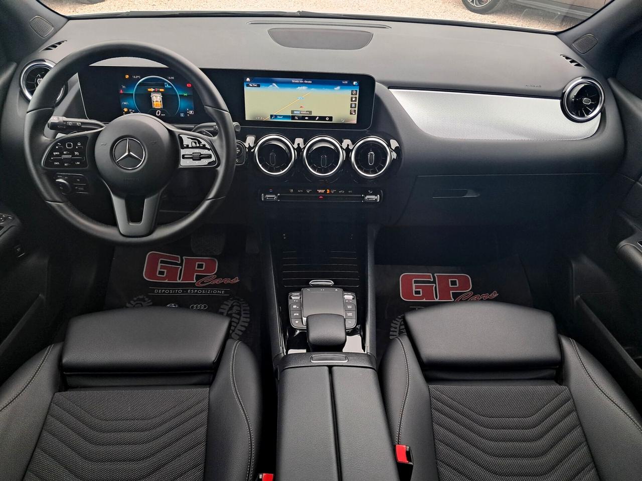 Mercedes B 180 d 115cv AUTOM. *NAVY-VIRTUAL- LED*
