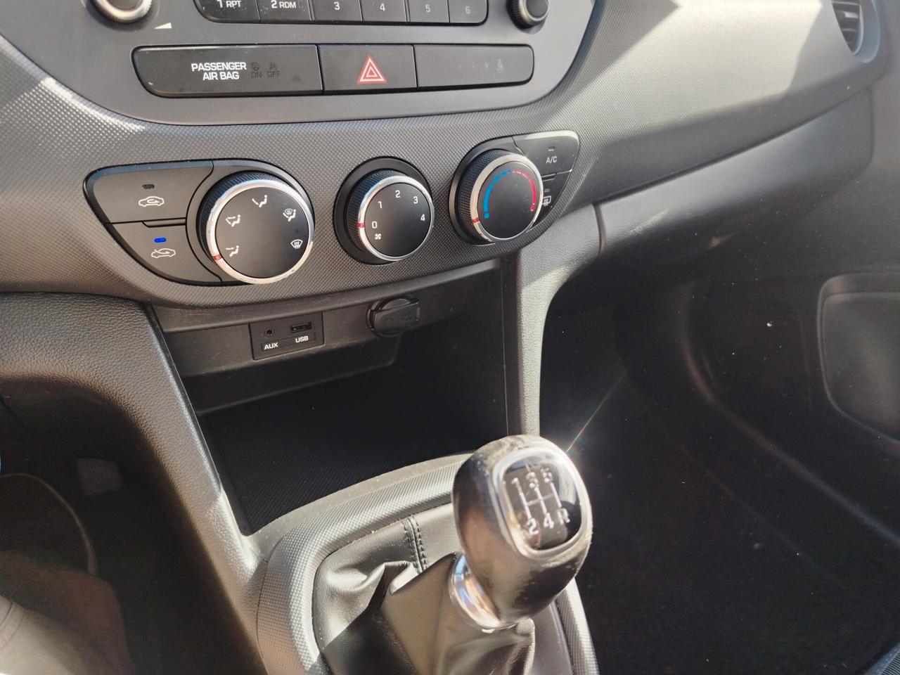 Hyundai i10 1.0 MPI Login