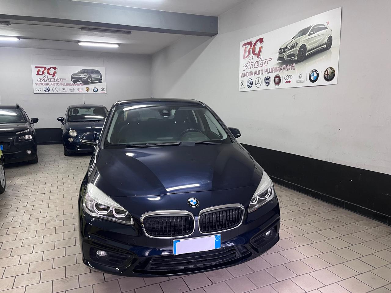 Bmw 2er Active Tourer 218d Luxury full