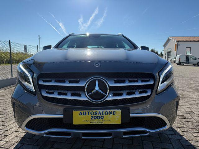 MERCEDES-BENZ GLA 180 Premium Auto. PREZZO REALE / NEOPATENTATI