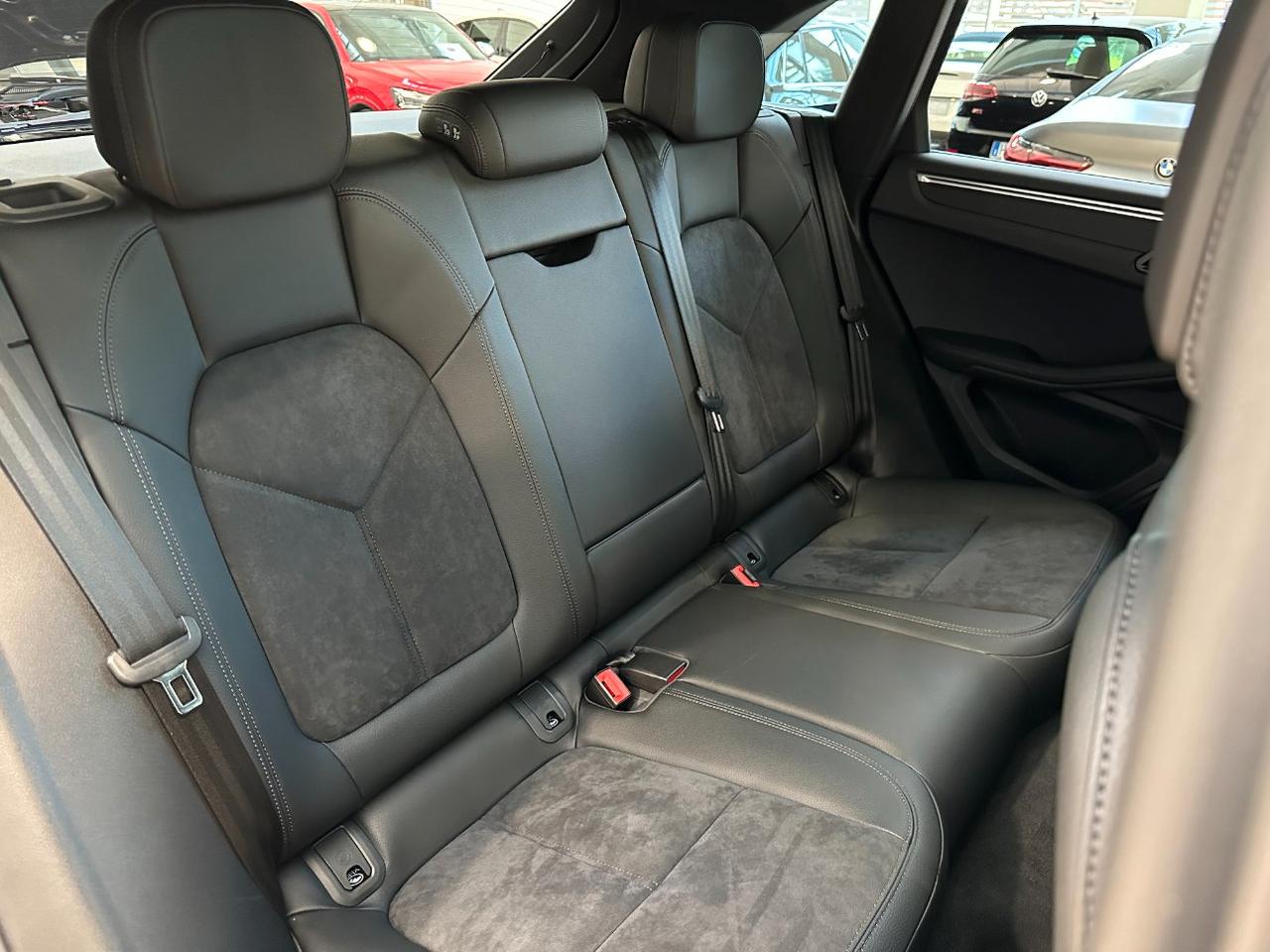 Porsche Macan 2.0 245cv PDK-GESSO-20"-Tetto - Camera - Scarichi