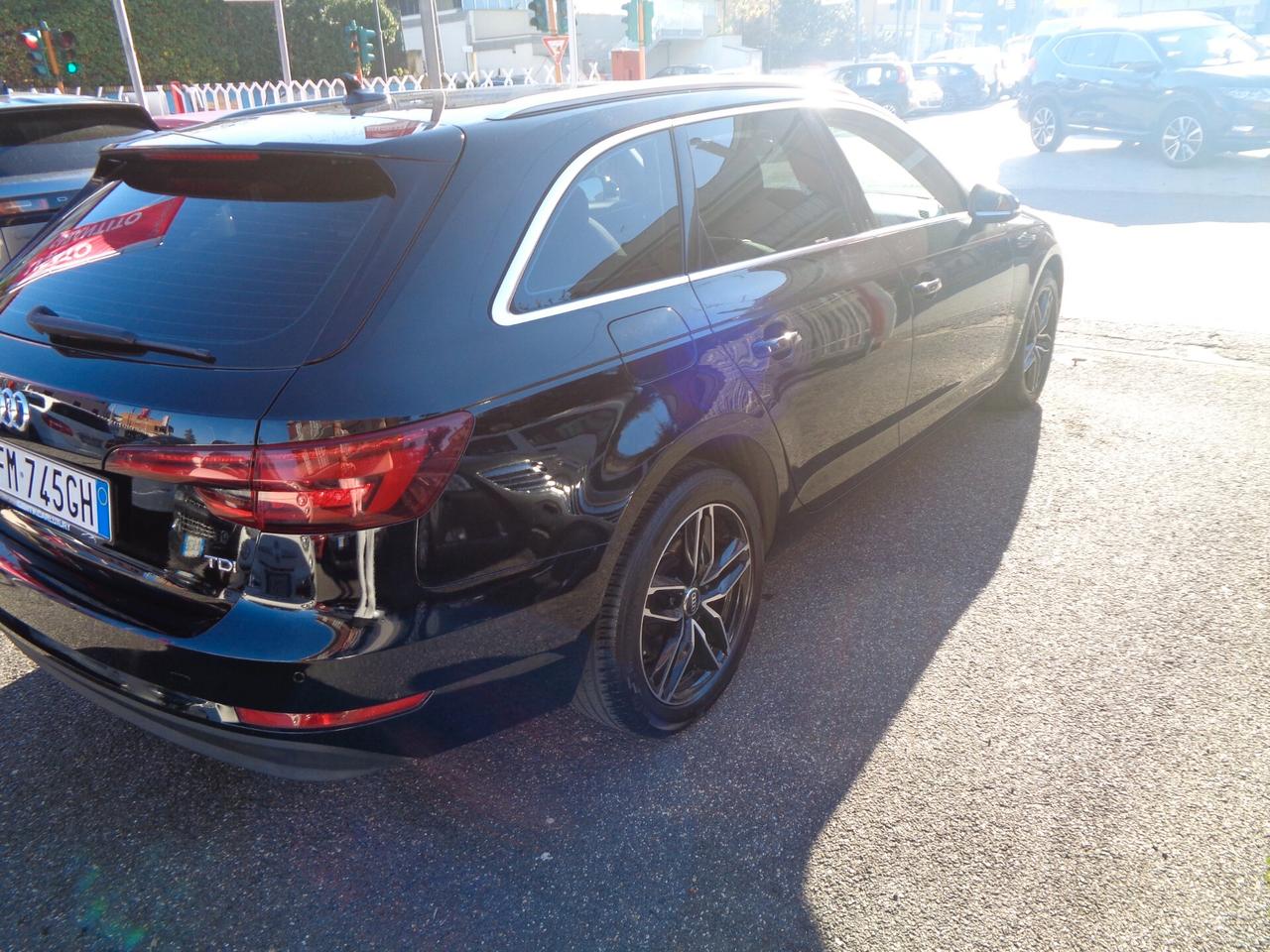 Audi A4 2.0 TDI 122 CV S tronic Business