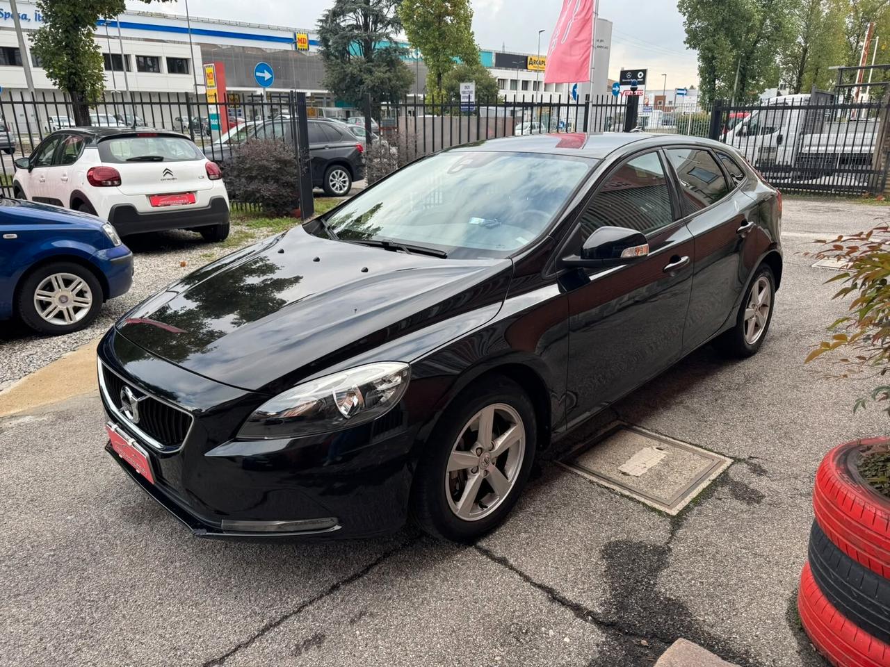 Volvo V40 D2 120cv Geartronic Kinetic