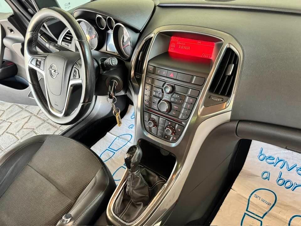 Opel Astra 1.4 Turbo 140CV 5 porte GPL Tech Cosmo