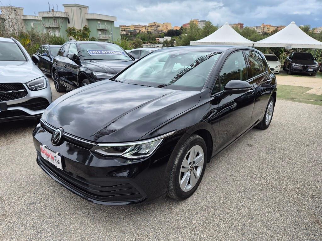 Volkswagen Golf 8 1.0 110CV eTSI EVO DSG Life