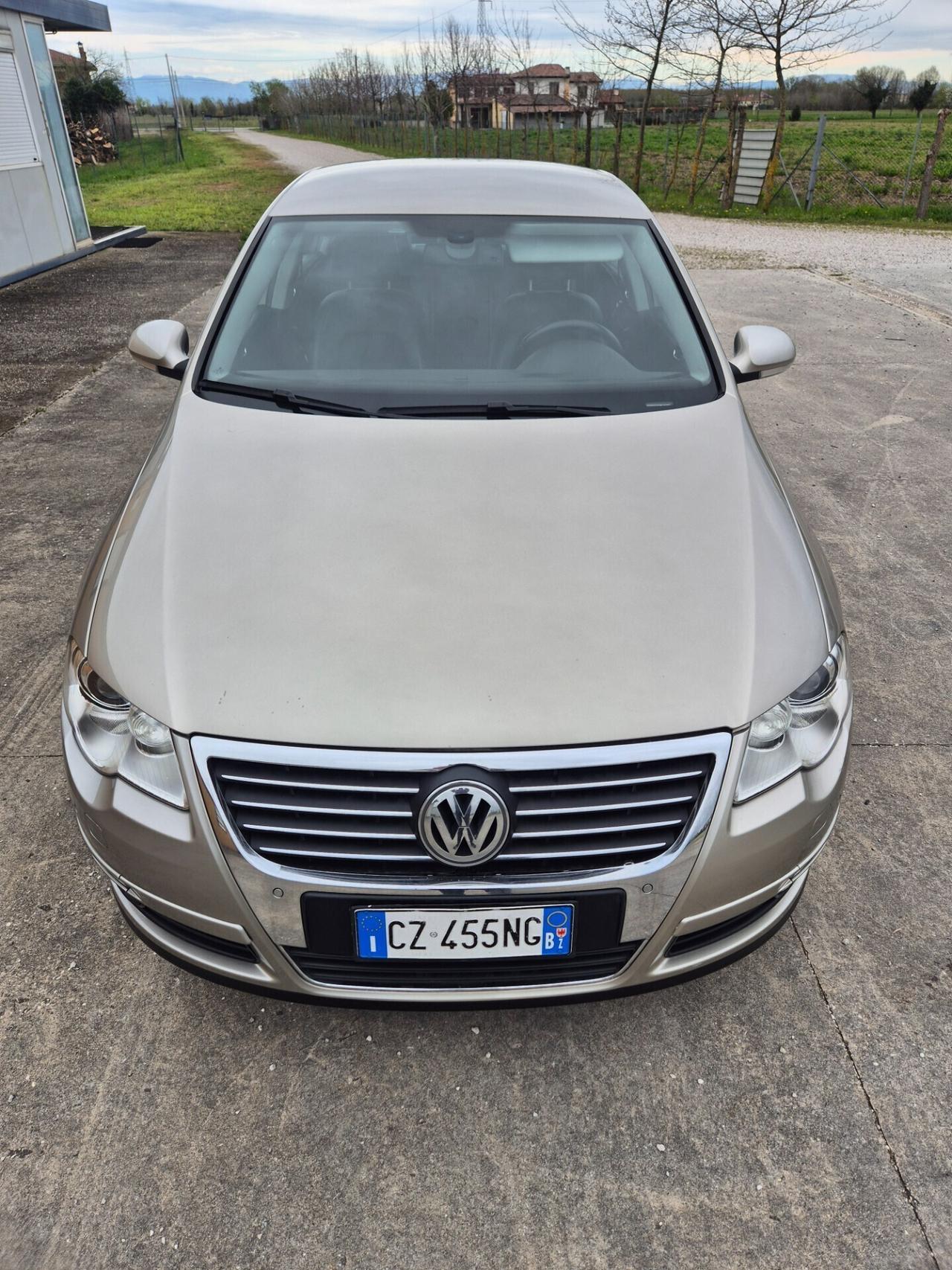 Volkswagen Passat 2.0 16V FSI Highline automatico
