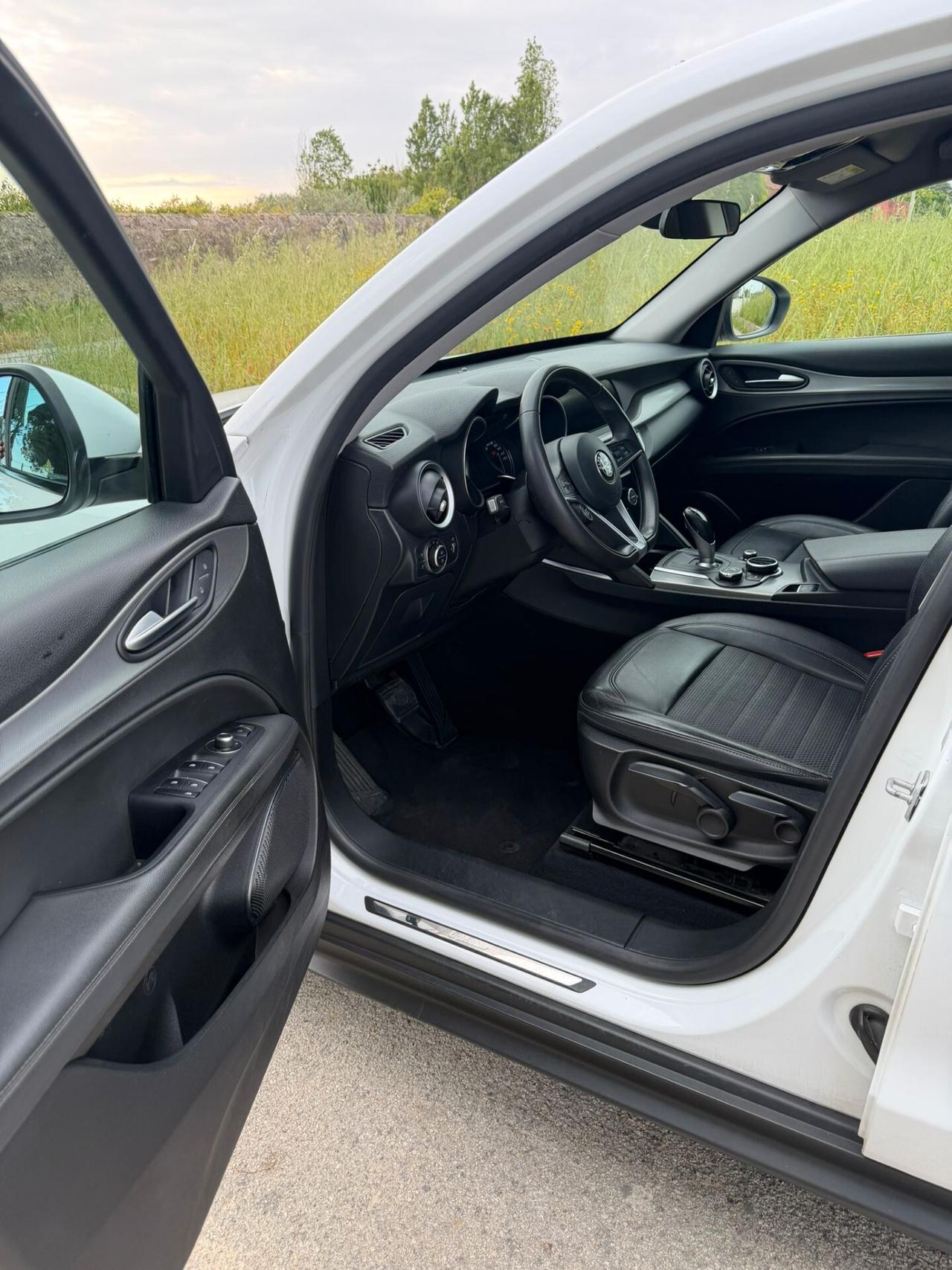 Alfa Romeo Stelvio 2.2 Turbodiesel 180 CV AT8 RWD Executive
