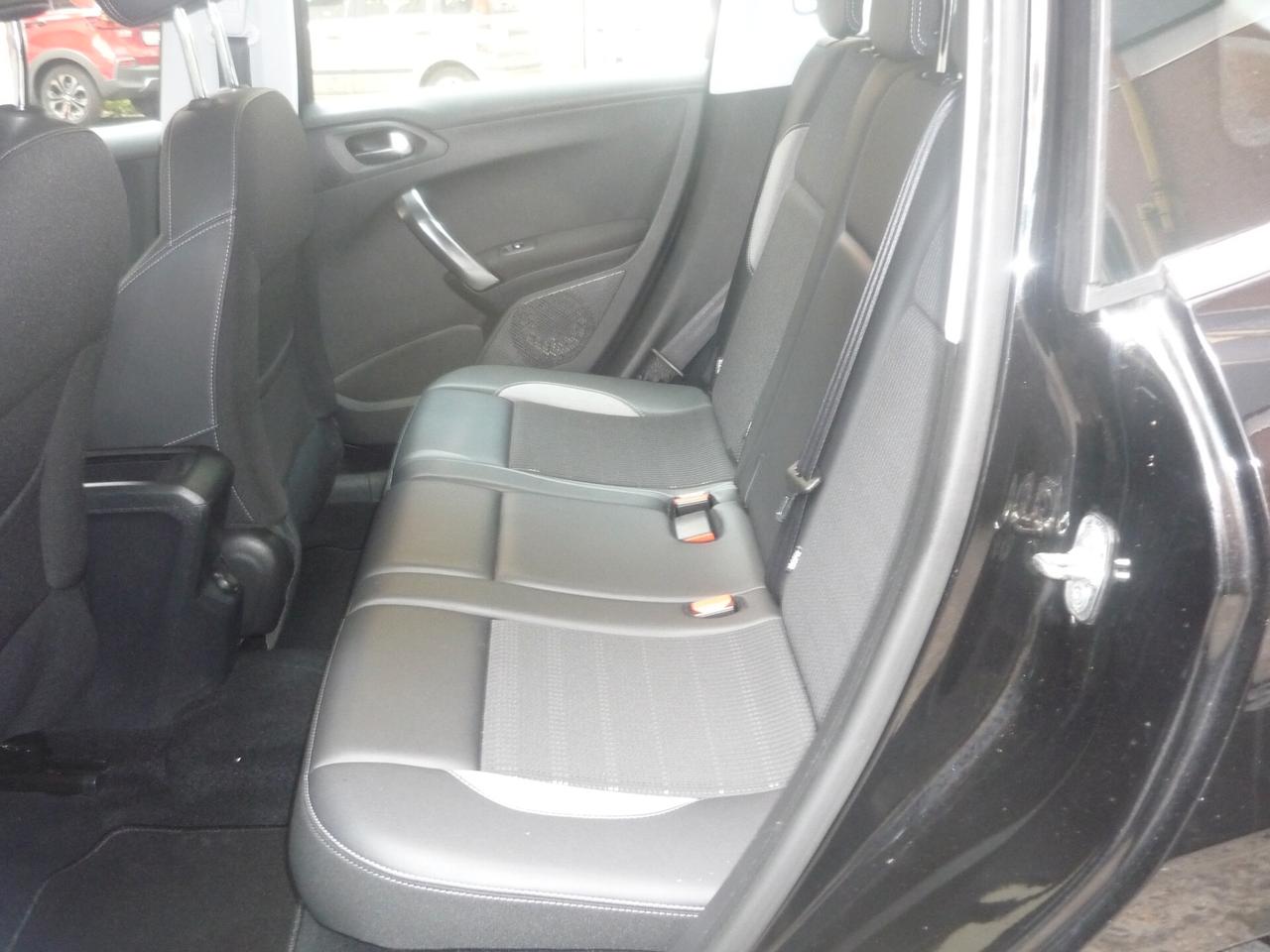 Peugeot 2008 PureTech 82 Allure