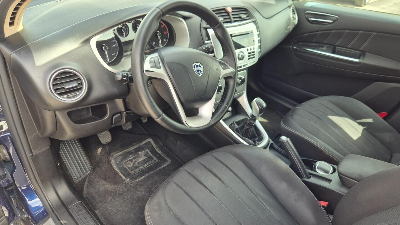 Lancia Delta 1.6 MJT DPF Platino