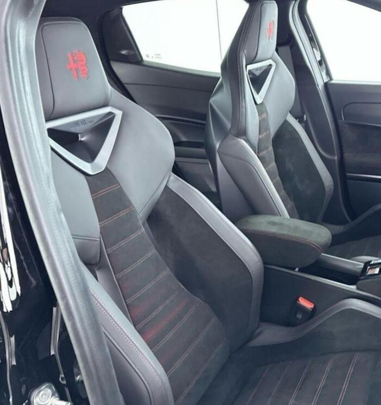 Alfa Romeo Junior Veloce - 280 cv