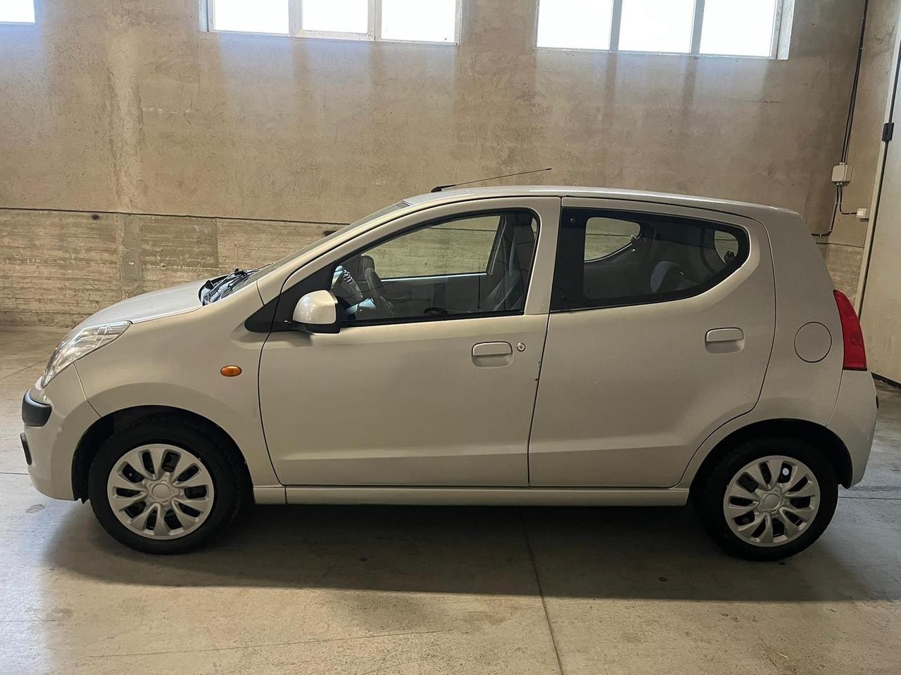 Nissan Pixo 1.0 benzina 5 porte Fun