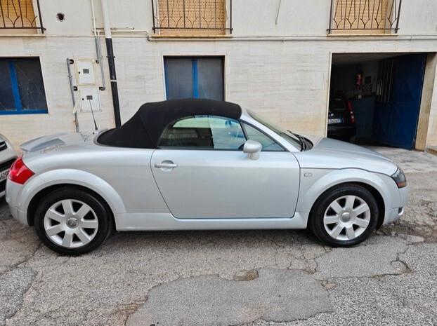 AUDI TT Roadster Cabrio 1.8 T 20V 150cv - 2003