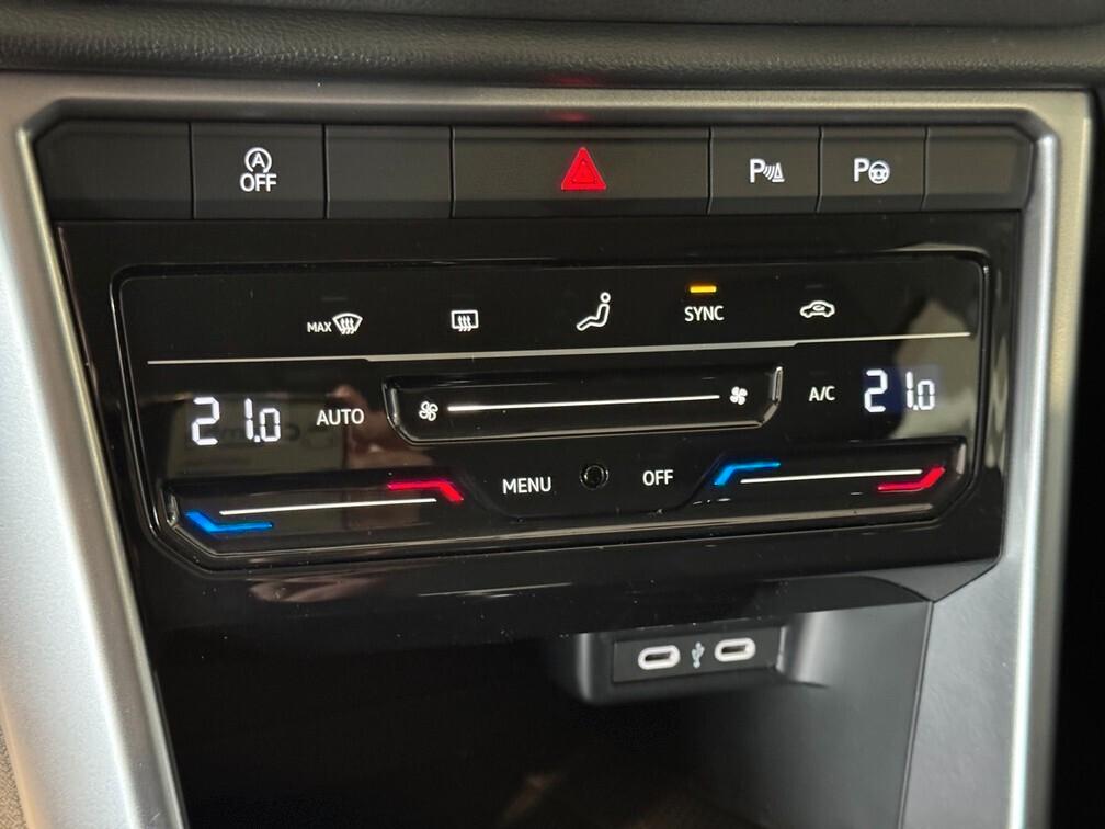 Volkswagen T-Roc 2.0 tdi Life 115cv Led Navi App conn 16" Neopat