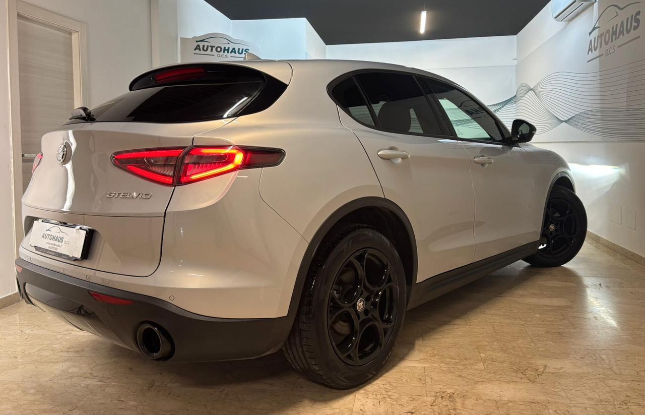 Alfa Romeo Stelvio 2.2 Turbodiesel Garanzia