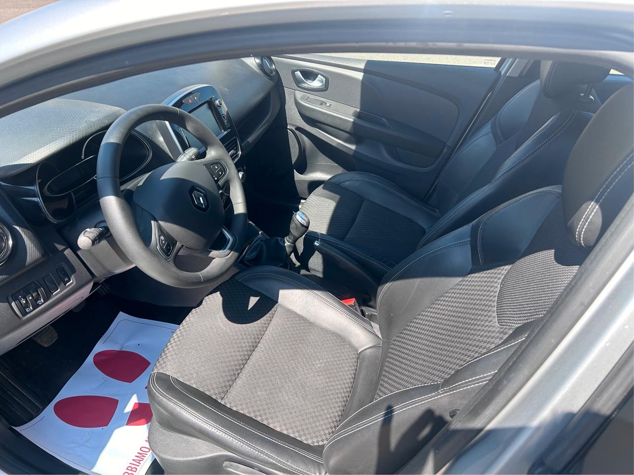 Renault Clio dCi 8V 75 CV 5 porte Duel