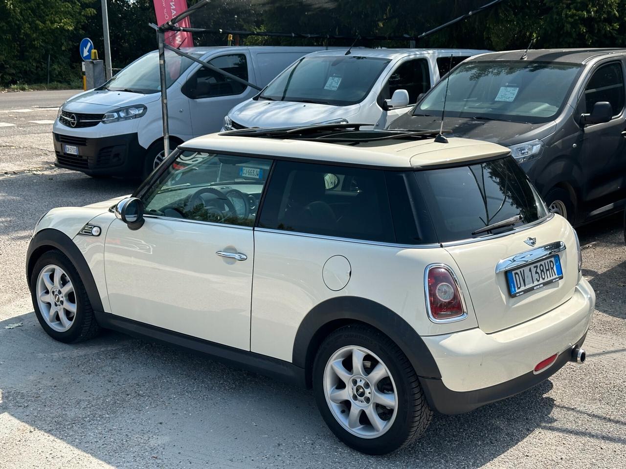 Mini 1.4 -95CV Tetto aprib. Cambio auto.Hatchback 1.4