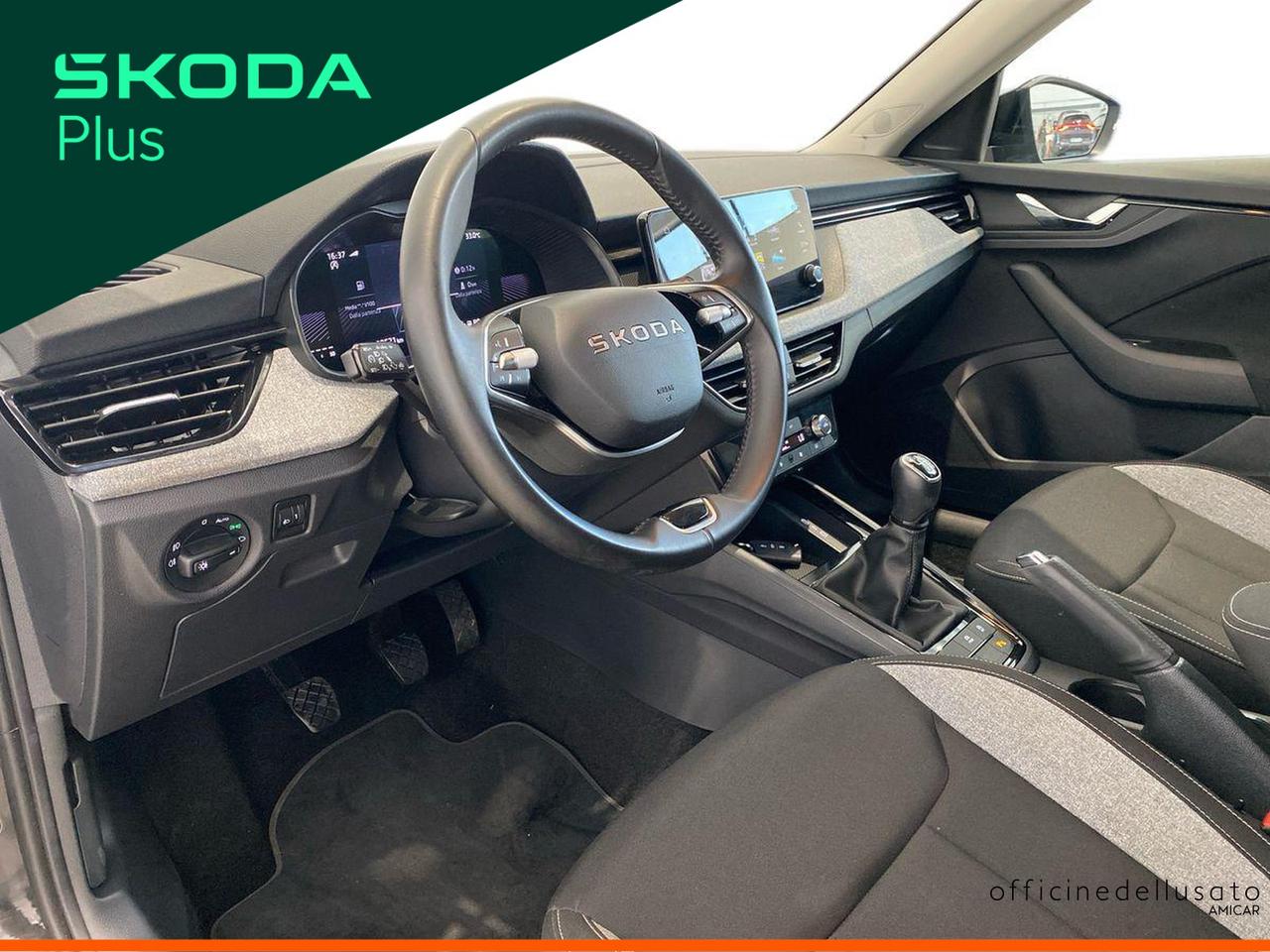 Skoda Kamiq 1.0 tsi 115cv black dots