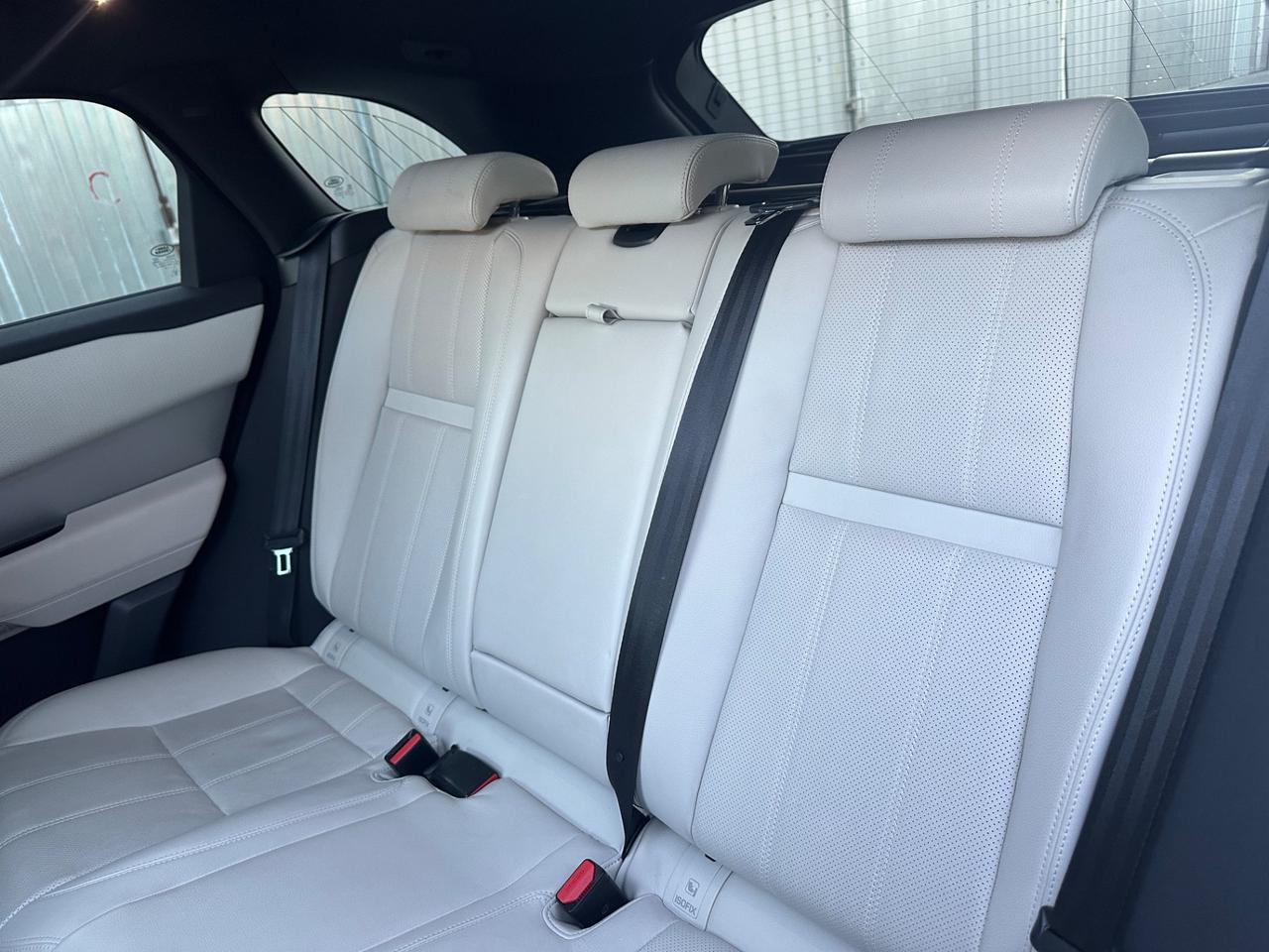 Land Rover Range Rover Velar 2.0D I4 180 CV SE R