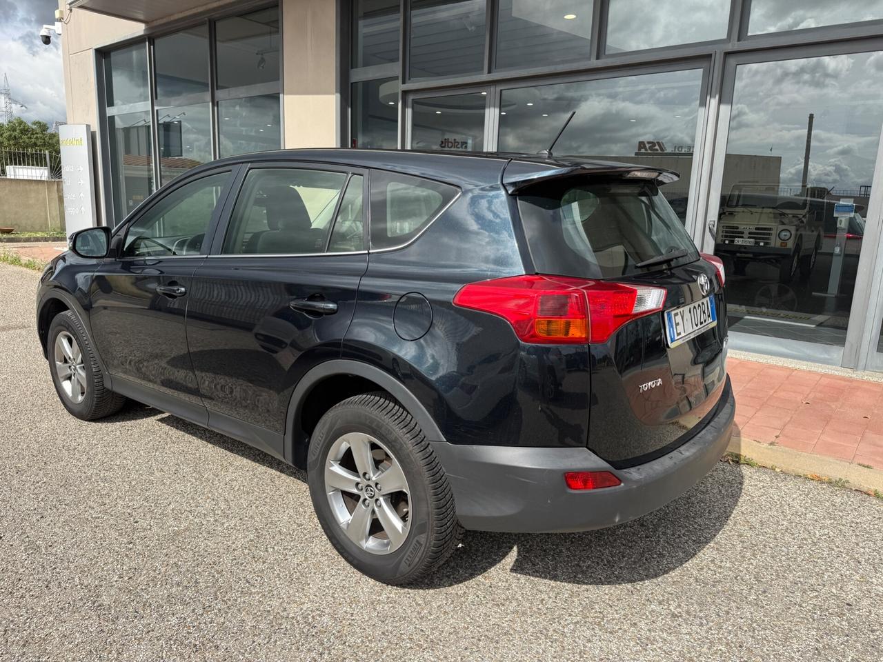 Toyota RAV 4 RAV4 2.0 D-4D 2WD my14"